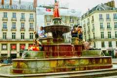 Fontän med skulpturer